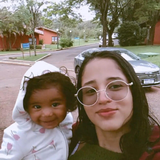 Babysitter in Várzea Grande: Vitória