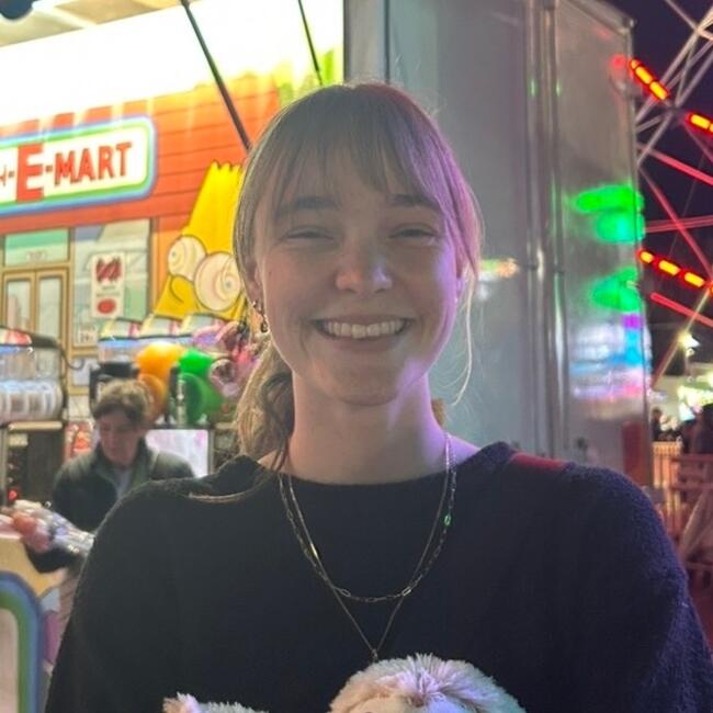 Babysitter in Bendigo: Madi