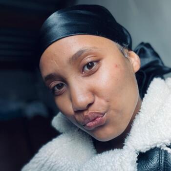 Babysitter in Malmesbury: Kelly