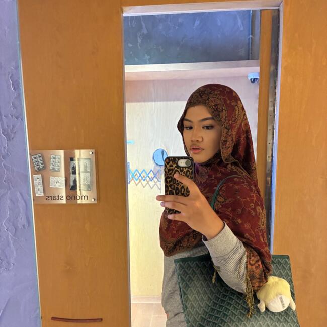 Babysitter in Singapore Island: Nuha