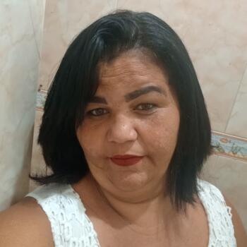 Babysitter Nova Iguaçu: Elizangela
