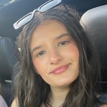 Babysitter Melbourne: Emily