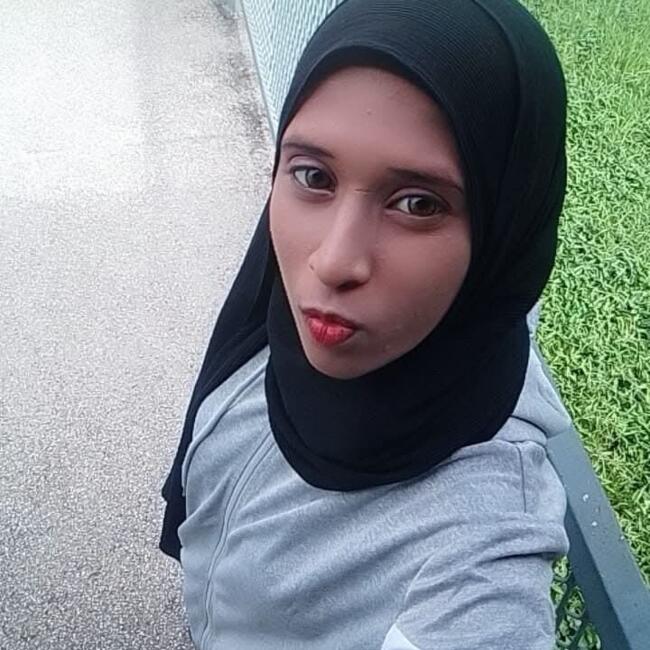 Babysitter in George Town: IZZATI