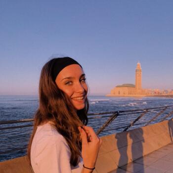 Baby-sitter in Caluire-et-Cuire: Clara