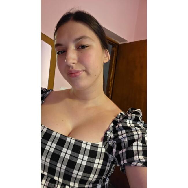 Babysitting job in Čibača: Marija