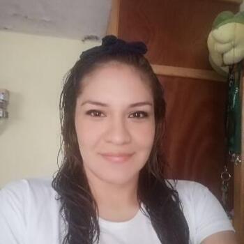 Babysitter in Santa María Chimalhuacán: Cindy