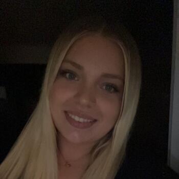 Babysitter in Lizy-sur-Ourcq: Beverly
