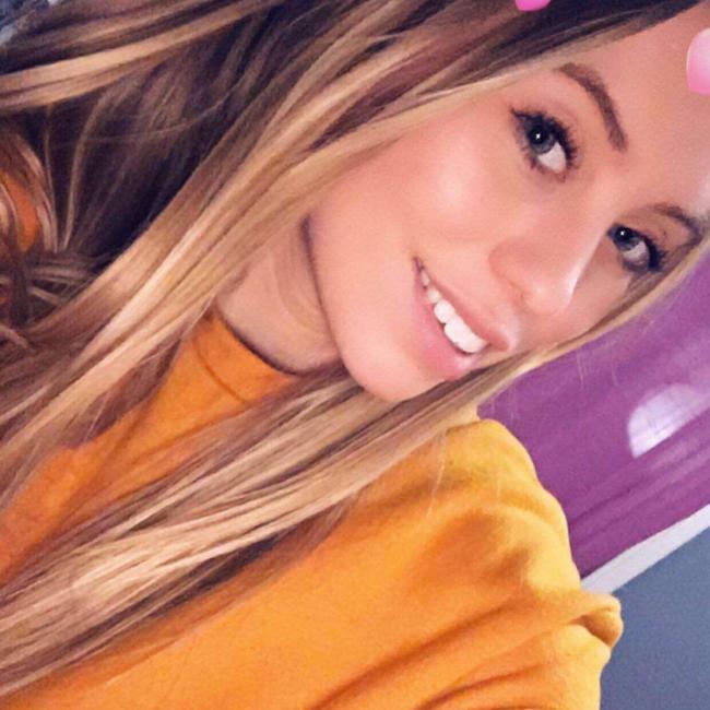 Babysitter in La Madeleine: Chloé 