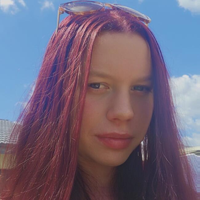 Babysitter in Central Coast: Casey