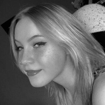 Oppas in Emmen (Drenthe): Joëlle Alysha