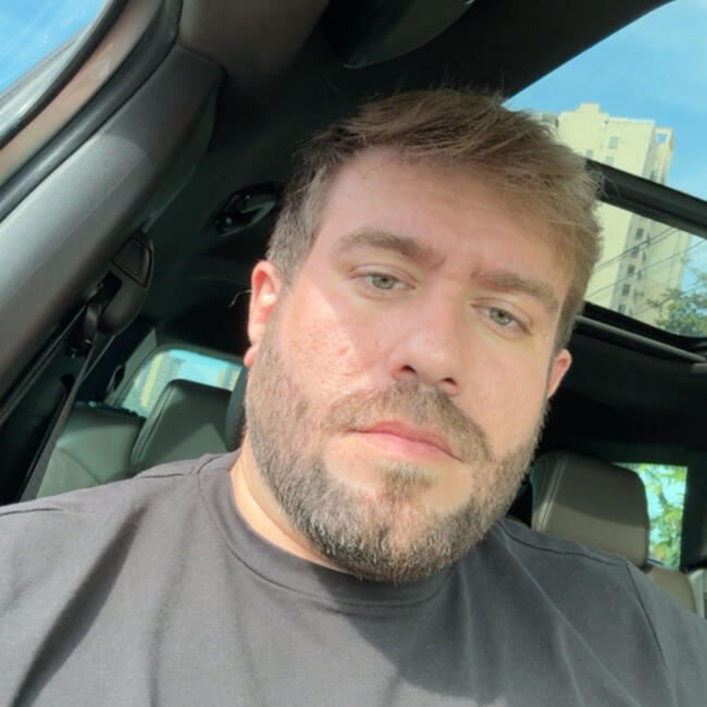 Emprego de babá em Natal: Diogo