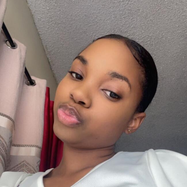 Babysitter in Kingston: Brèana