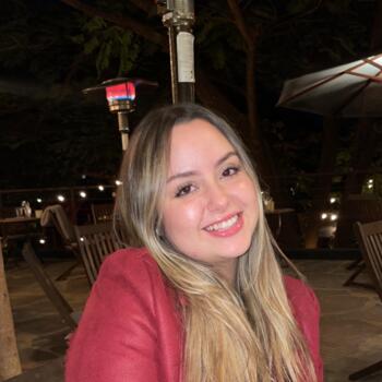 Babá em Contagem: Laura