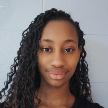 Baby-sitter Saskatoon: Deborah