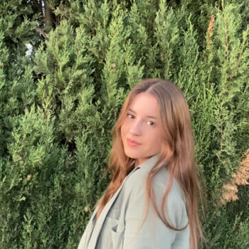 Babysitter in San Vicent del Raspeig: Lucia