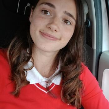 Babysitting job in Mansle: babysitting job Karina