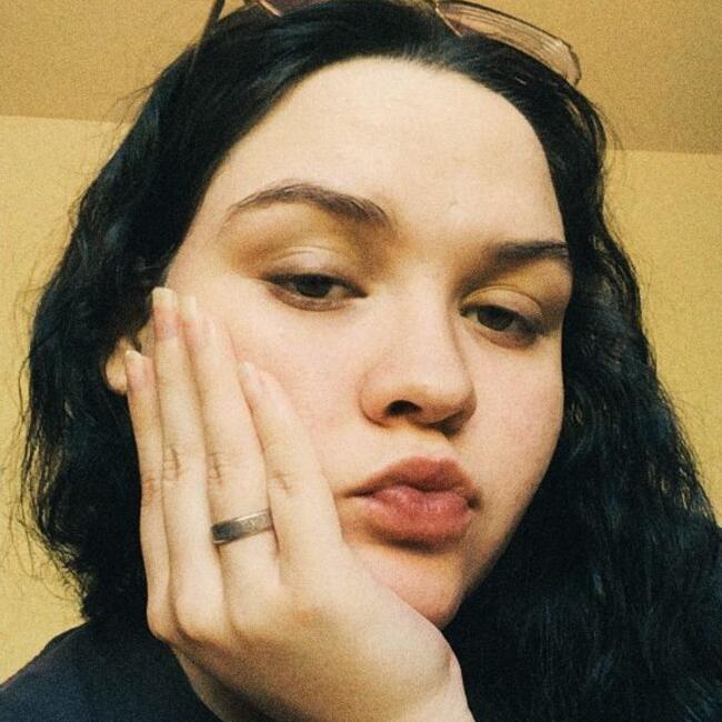 Babysitter in Magé: Pâmella