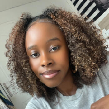 Babysitter in Nogent-sur-Oise: Alysson
