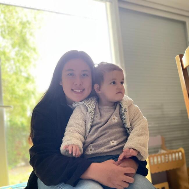 Babysitter in Longué-Jumelles: Julie