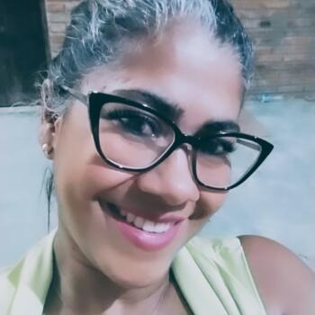 Babysitter in Marechal Deodoro: Marcelia