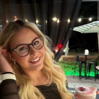 Babysitter in Cairns: Sophie