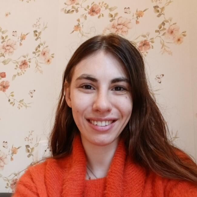 Babysitter in Lieuran-Cabrières: Ingrid