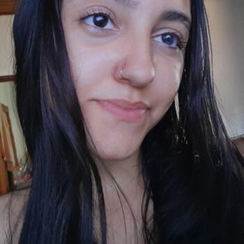Babá em Cuiabá: Isabella