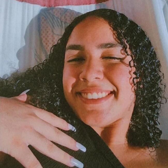 Babysitter in Parnamirim: Letícia