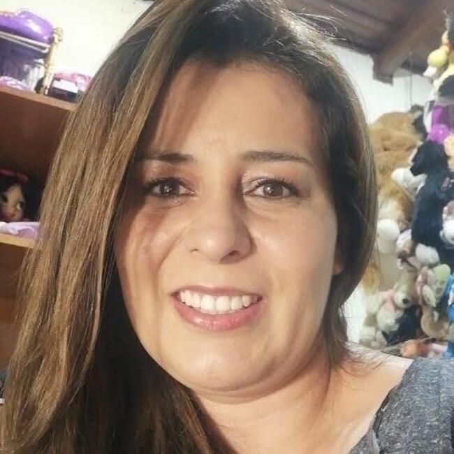 Babysitter in Hialeah: Johanna Insuasty