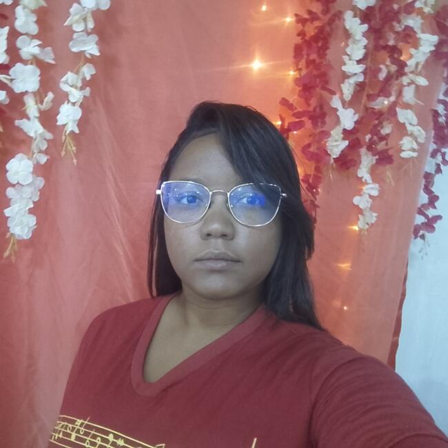 Babysitter in Recife: Esther