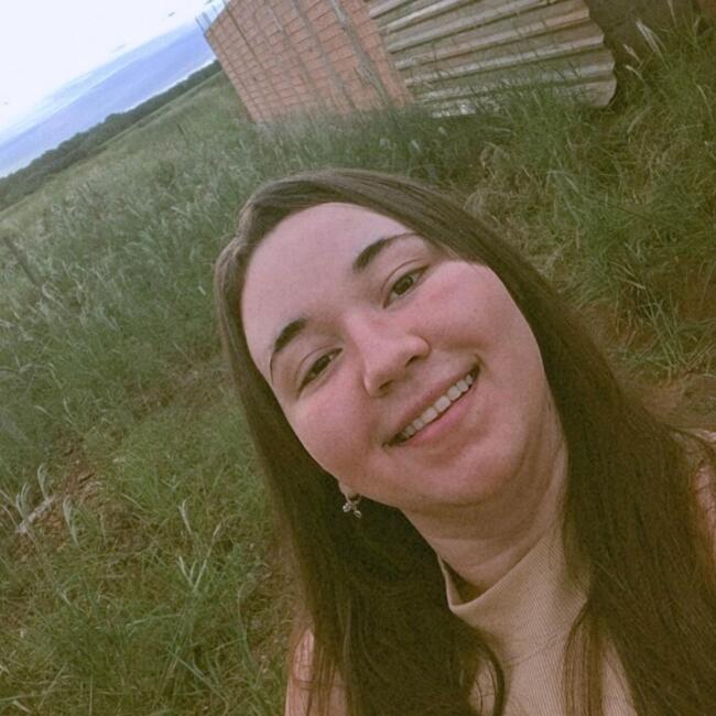 Babysitter in Serrana: Maria eduarda