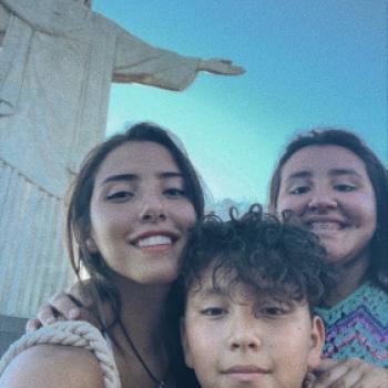 Babysitter La Reina: Leonella