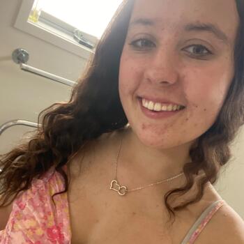 Babysitter in Whangaparaoa: Brielle