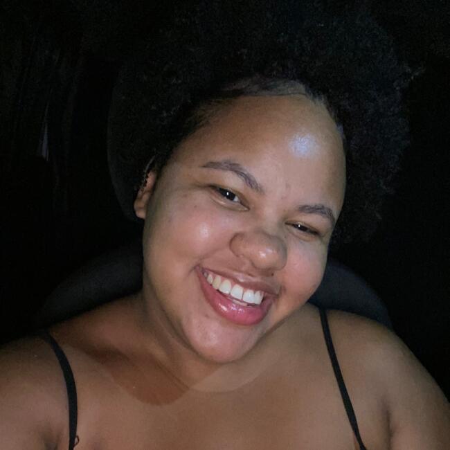 Babá em Araruama: Milleny