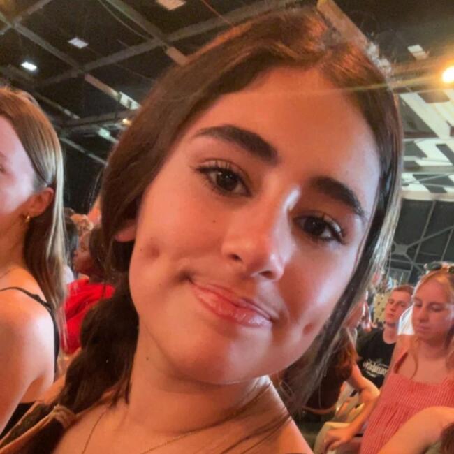 Babysitter in Tauranga: Adri