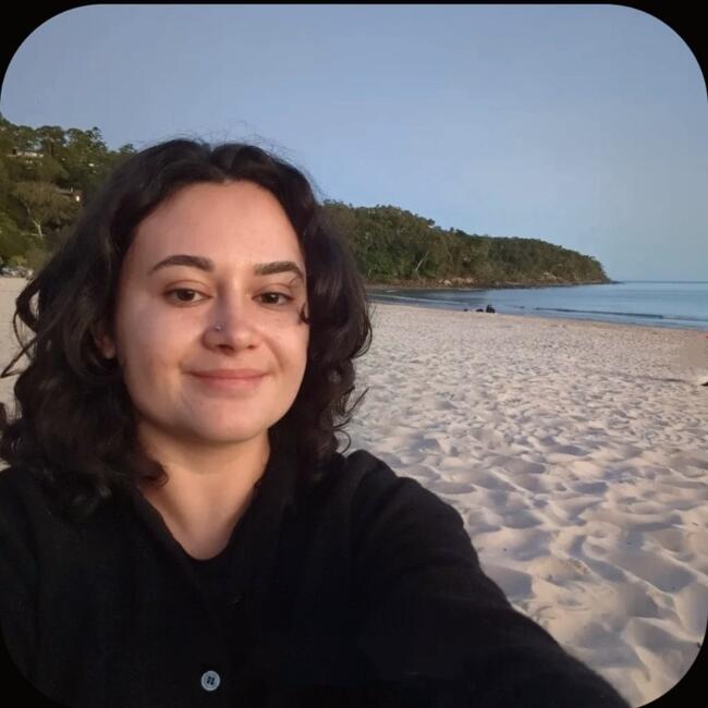 Babysitter in Leipzig: Bella