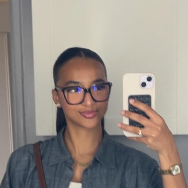Babysitter in Bayonne: Chahinez