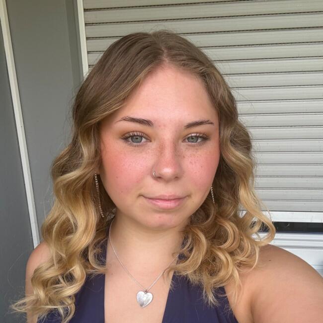 Babysitter in Neu-Isenburg: Isabell