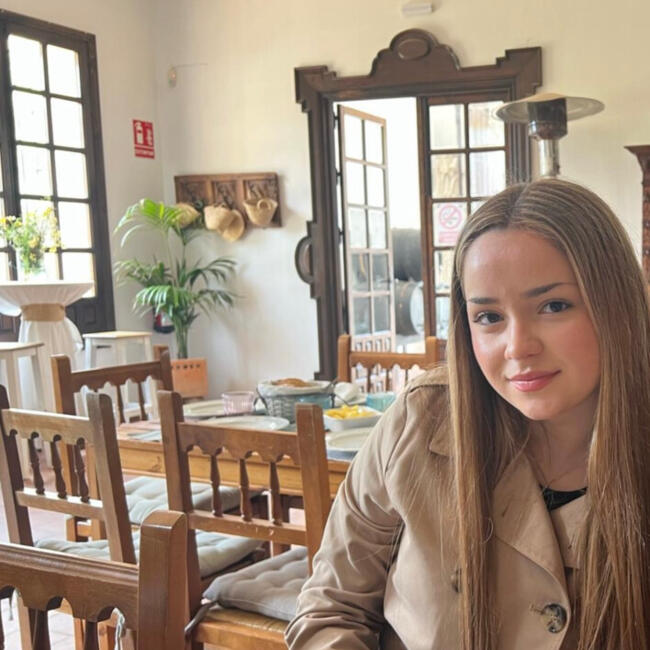 Babysitter in Badalona: Martina