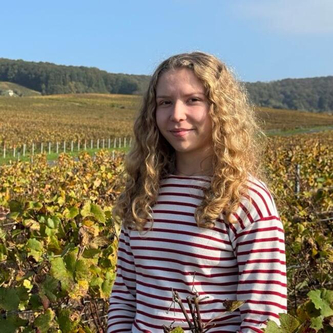 Babysitter in Amiens: Louise