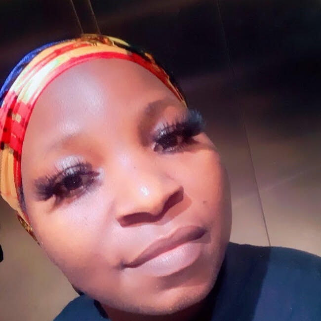 مربية أطفال في دبي: Elizabeth