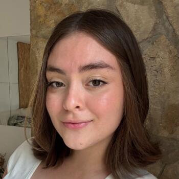 Babysitter Mafra: Emilly