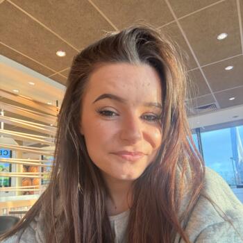 Nanny in Chavagnes-en-Paillers: Laura