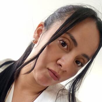 Babysitter Quito: Paola