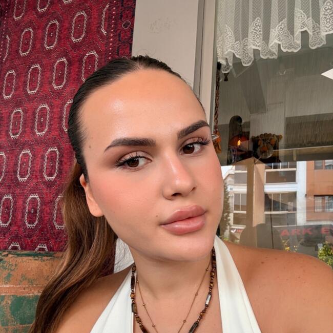 Babysitter in Sydney: Zeynep