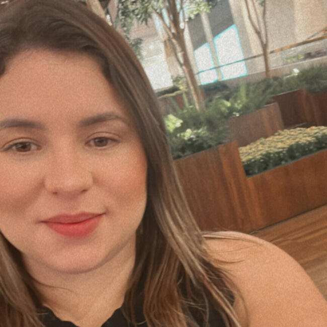 Emprego de babá em Coronel Vivida: Lidiane