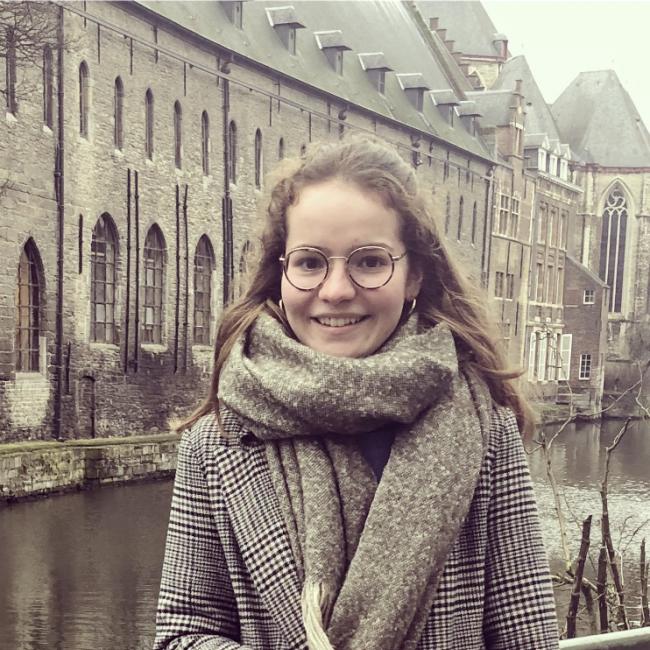 Barnvakt i Deinze: Leonie