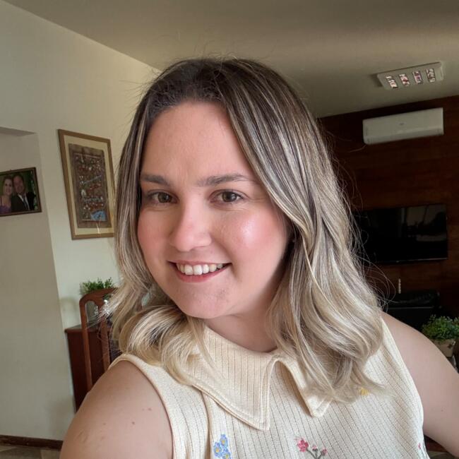 Babysitter in Cambé: Izabela