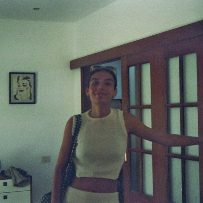 Babysitter in Biarritz: Fanny