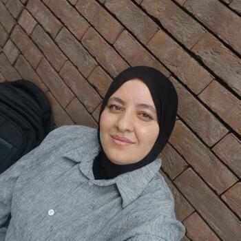 Babysitter in Bondy: Safia